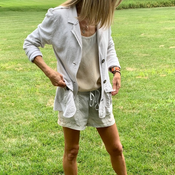 Jacket - Picture 8 of 9